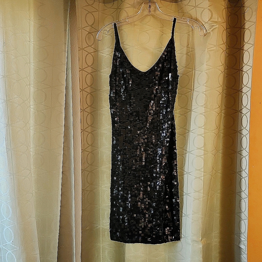 Seraph- M/L Blk sequin dress